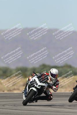 media/Oct-13-2025-Moto Forza (Mon) [[a66d839500]]/4-C Group/Session 3 (Turn 16)/